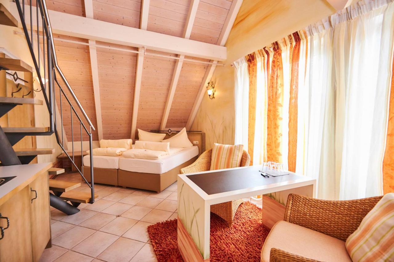 Flair Hotel Zum Schwarzen Reiter Horgau Exterior photo